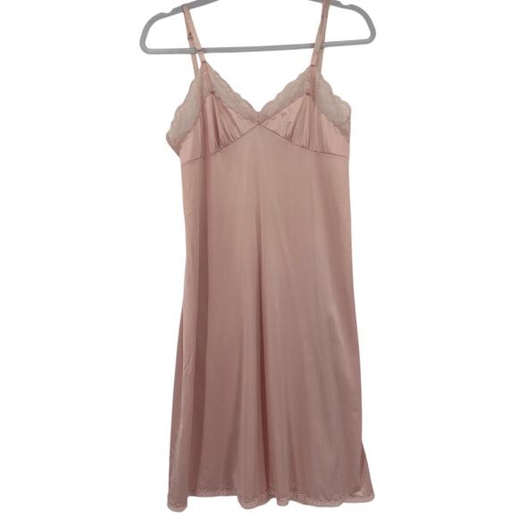 Vanity Fair Dresses & Skirts - Vintage 70s Vanity Fair Babydoll Lace Slip Dress M Pastel Coquette Lace Bow USA